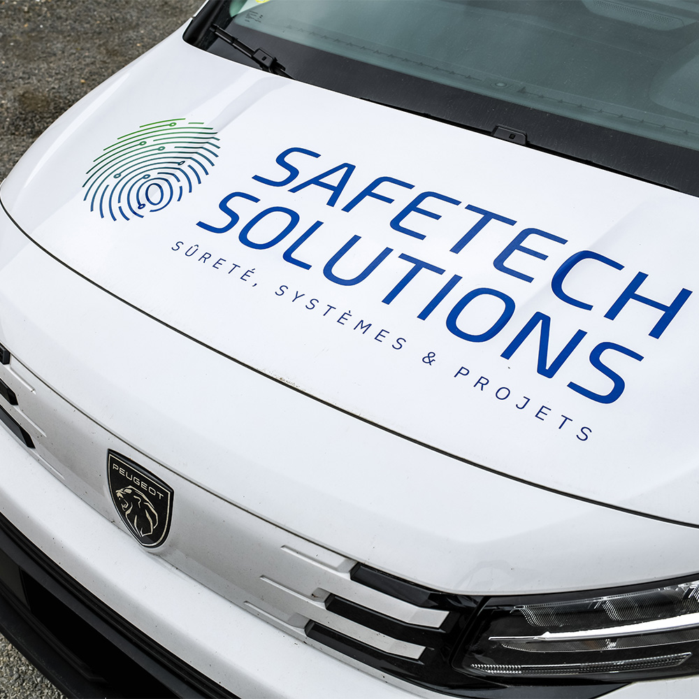 Marquage de véhicule - Safetech Solutions